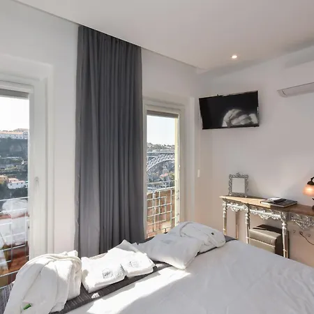 Miradouro 25 - Centre - Historic Area - River Views Porto